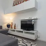 Cosy 1 Bed Flat With Terrace