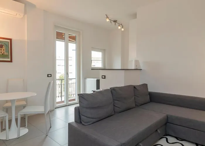 Cosy 1 Bed Flat With Terrace